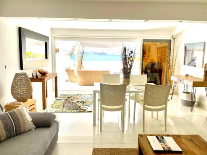 Villa Cocoon Sur La Plage Sandy Ground Exterior foto